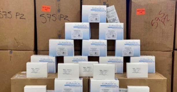 Decomisan más de 10 mil pruebas de COVID en aduana de Ciudad Juárez