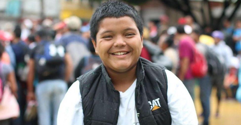 Caravana de migrantes: Mario Castellanos, el niño que viaja solo hacia Estados Unidos
