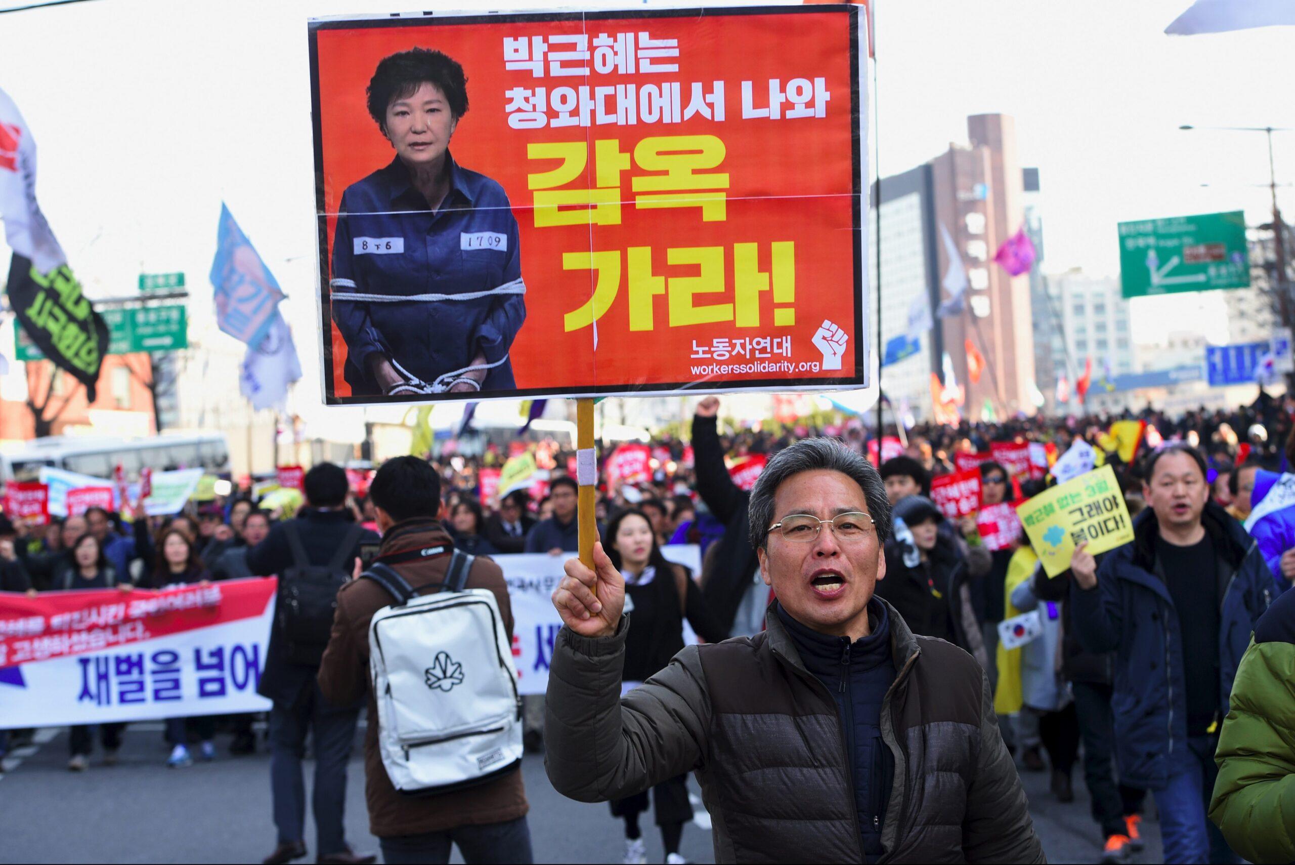 Corte de Corea del Sur confirma la destitución de la presidenta Park: la acusan de corrupción