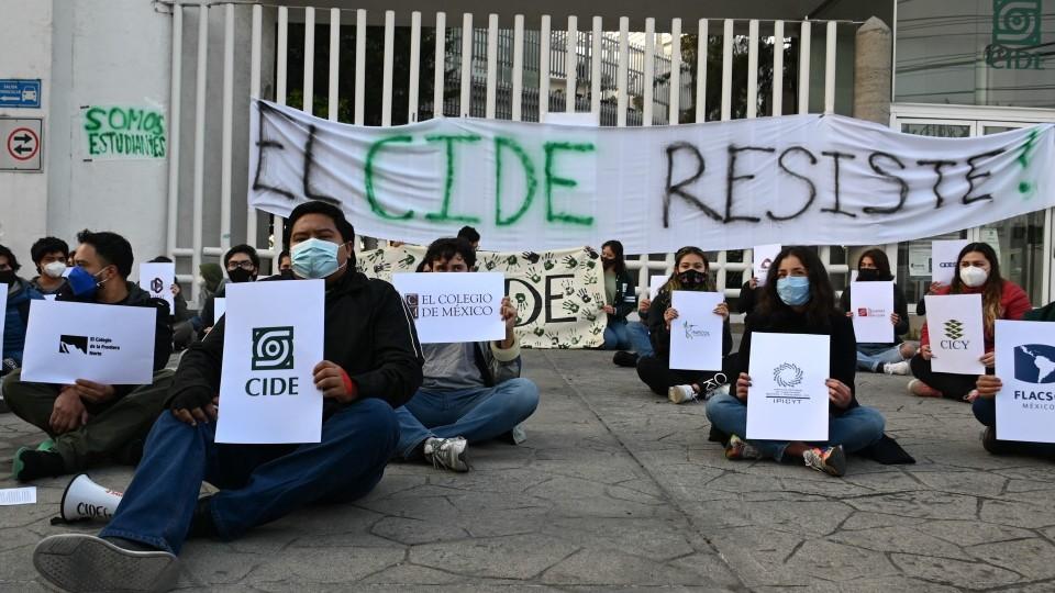 Estudiantes deciden mantener paro en el CIDE Santa Fe; desocuparán sede en Aguascalientes