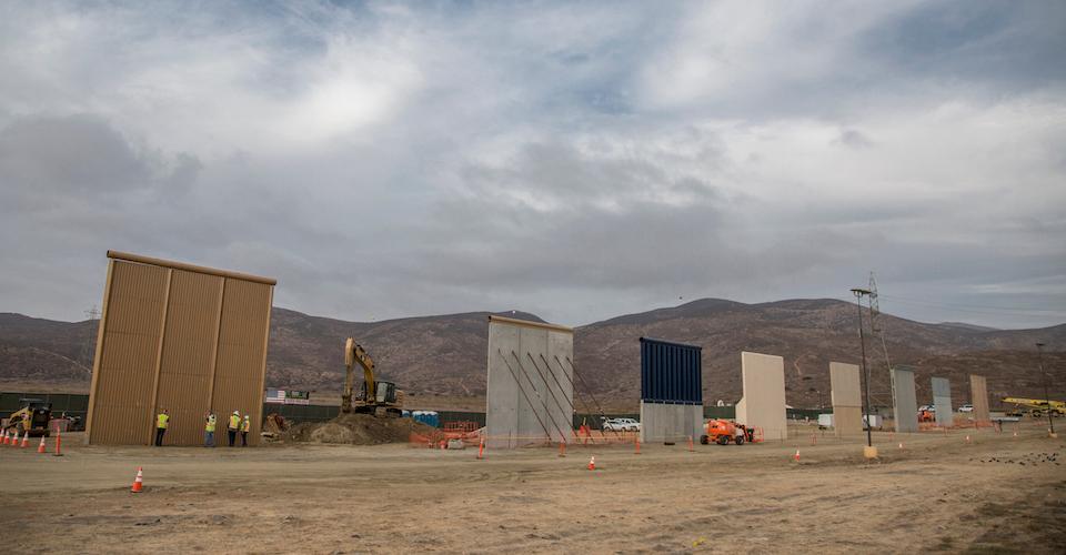 Gobierno de Estados Unidos anuncia construcción de 10 kilómetros de muro con México para febrero