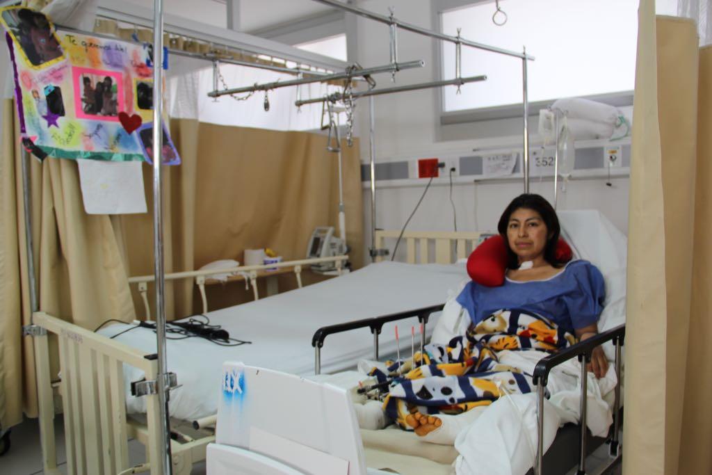 Después de dos meses y medio hospitalizada, dan de alta a Alejandra, sobreviviente del 19-S