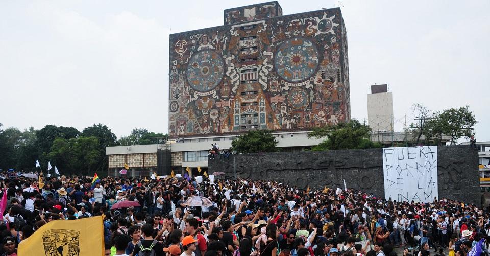 Estudiantes protestan en la UNAM y plantean 7 exigencias; sus demandas son aceptables, dice Rectoría