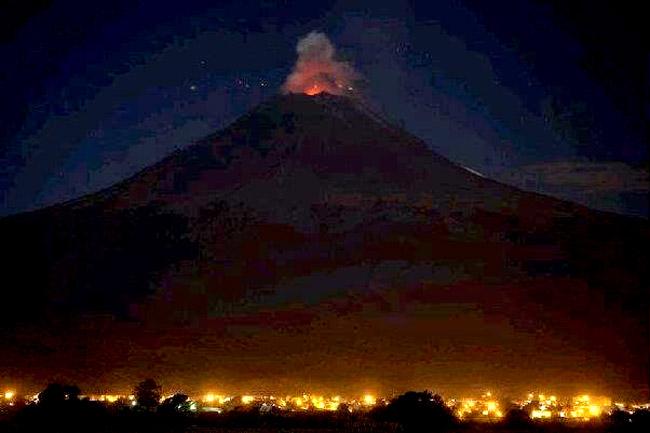 Mantienen fase 3 de alerta en el Popocatépetl