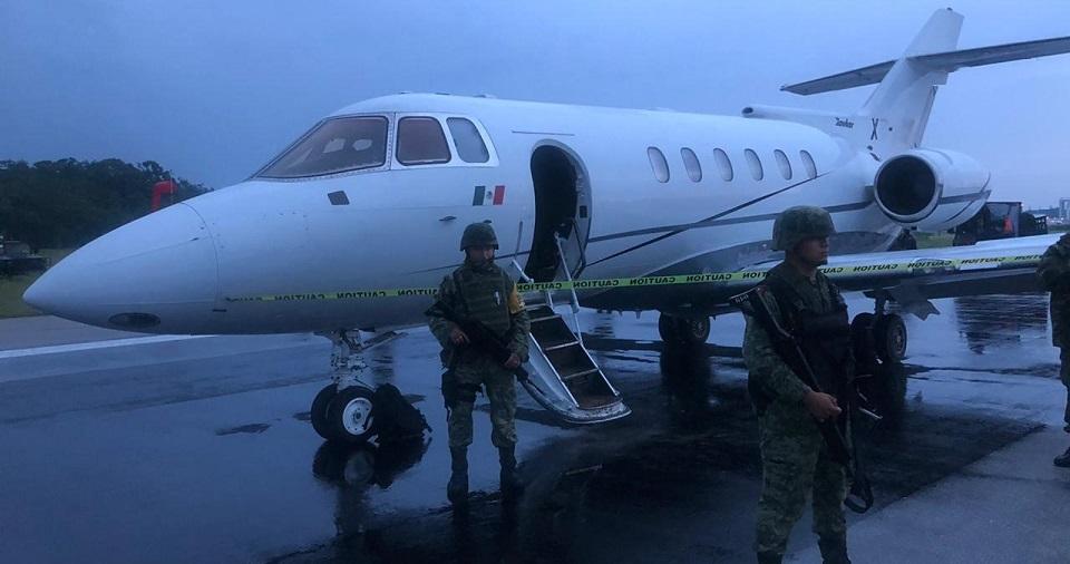 Confiscan tonelada y media de cocaína en avioneta en QRoo, con valor de 392 mdp