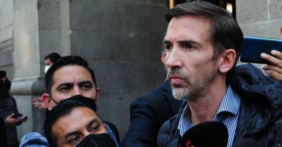 Alejandro Gertz denuncia al hijo de Alejandra Cuevas; lo acusa de extorsión para que liberara a su madre