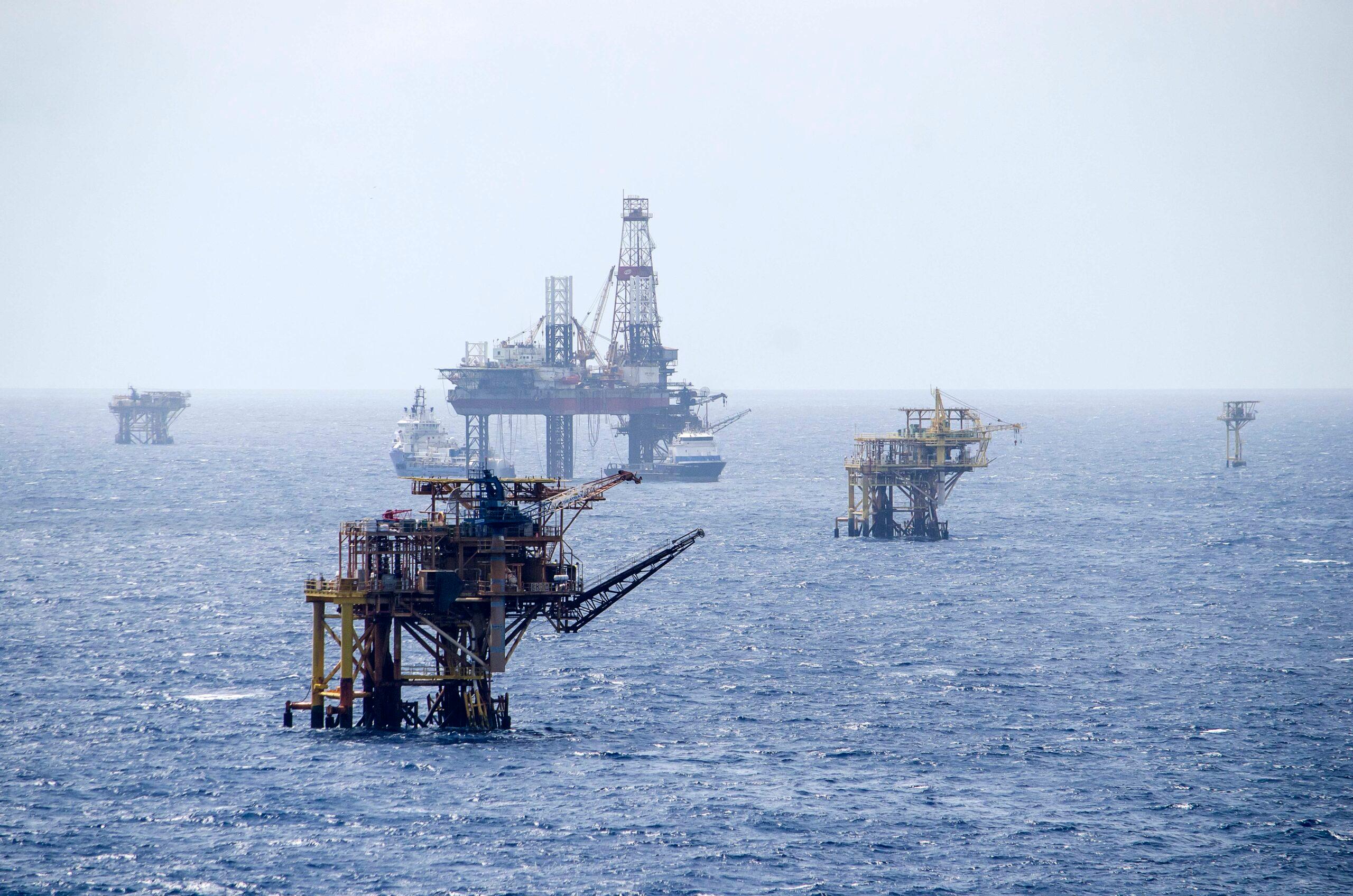 Peña Nieto impone arancel a hidrocarburo, como pidió una filial de Odebrecht en un contrato con Pemex