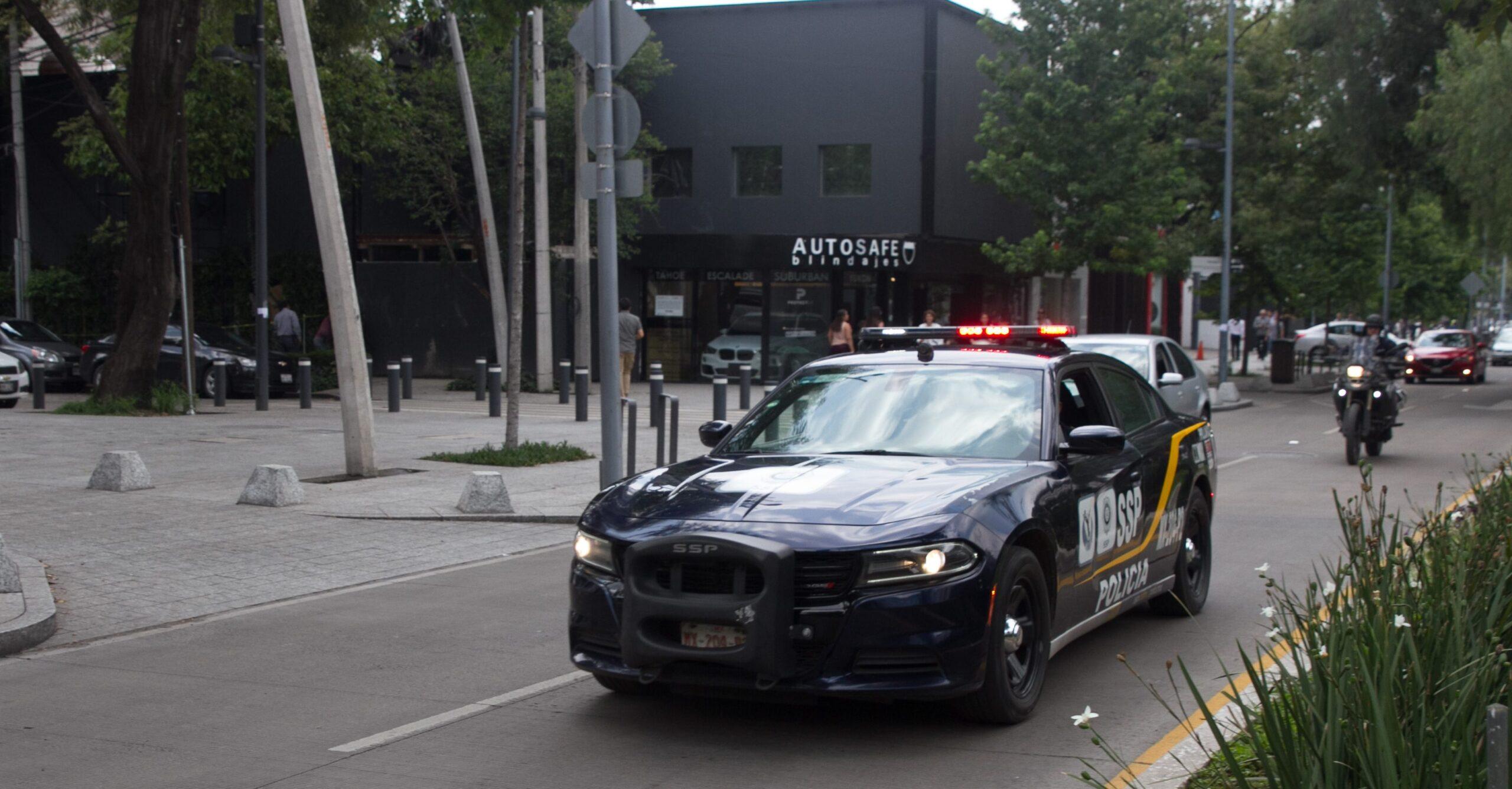 Roban reloj de lujo a trabajadora de la Embajada de Estados Unidos en Polanco