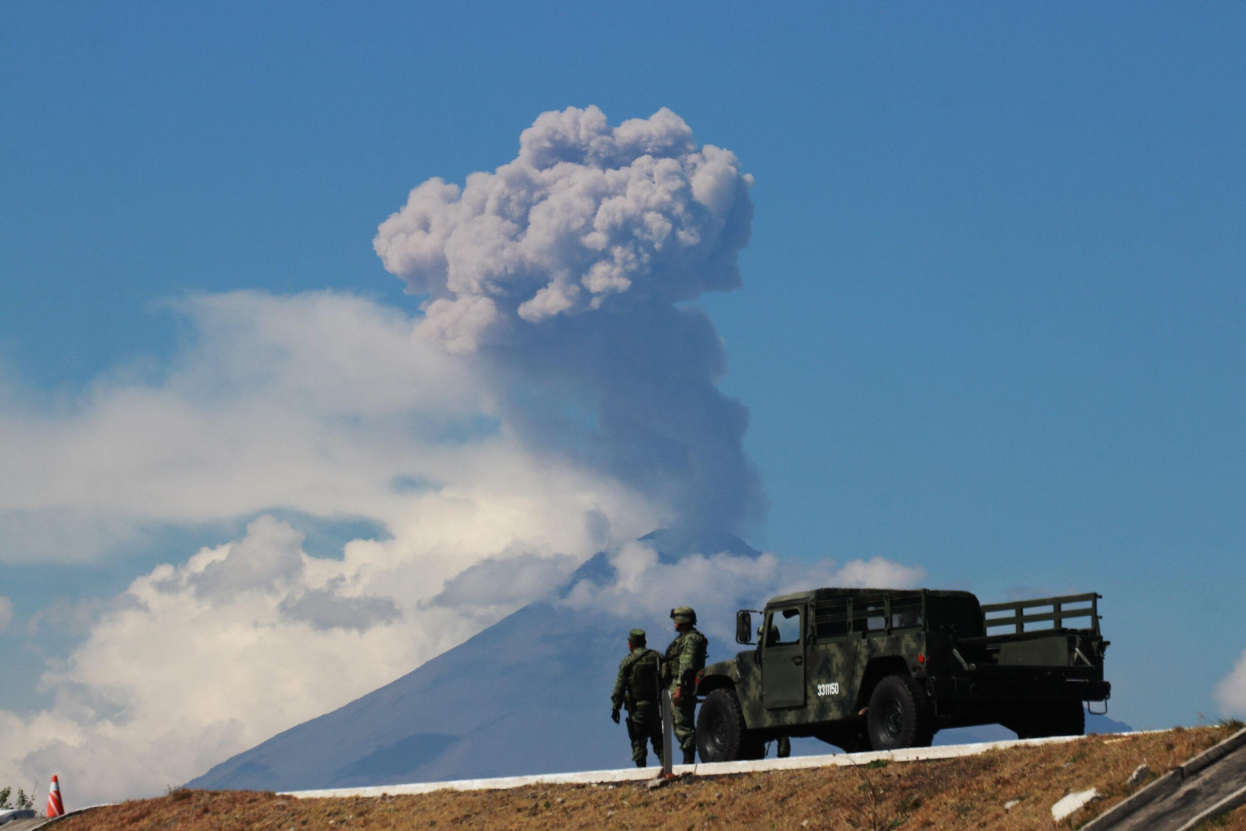 Popocatépetl: semáforo de alerta se eleva a amarillo fase 3 ante fuertes exhalaciones