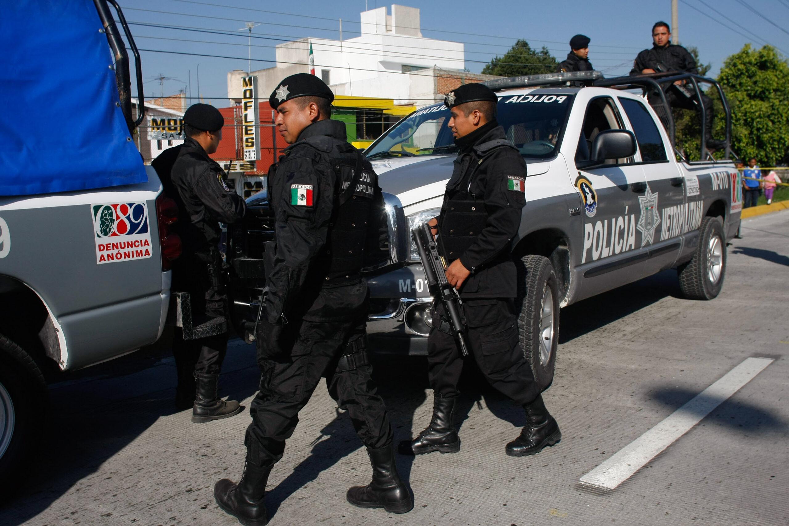Un policía pierde su cargo en Puebla tras simular el arresto de una edecán