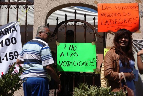 El INE responde a papás de Ayotzinapa: “no podemos cambiar las elecciones en Guerrero”