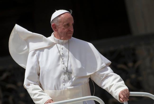 Papa Francisco crea comisión para investigar finanzas del Vaticano