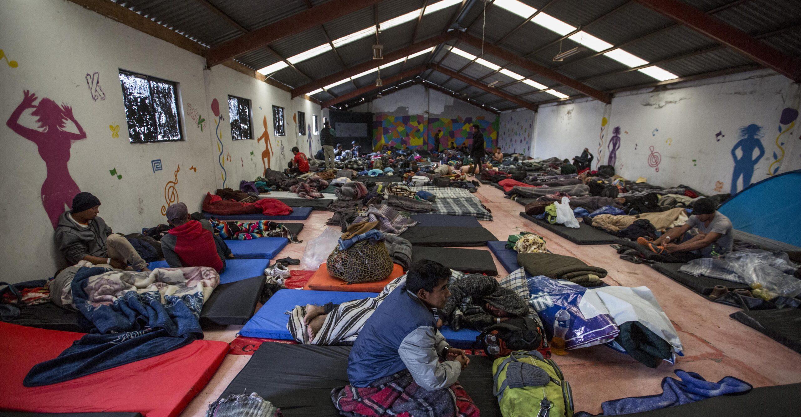 Solos o acompañados, con distintos oficios: ellos son los migrantes de la caravana que quiere llegar a EU