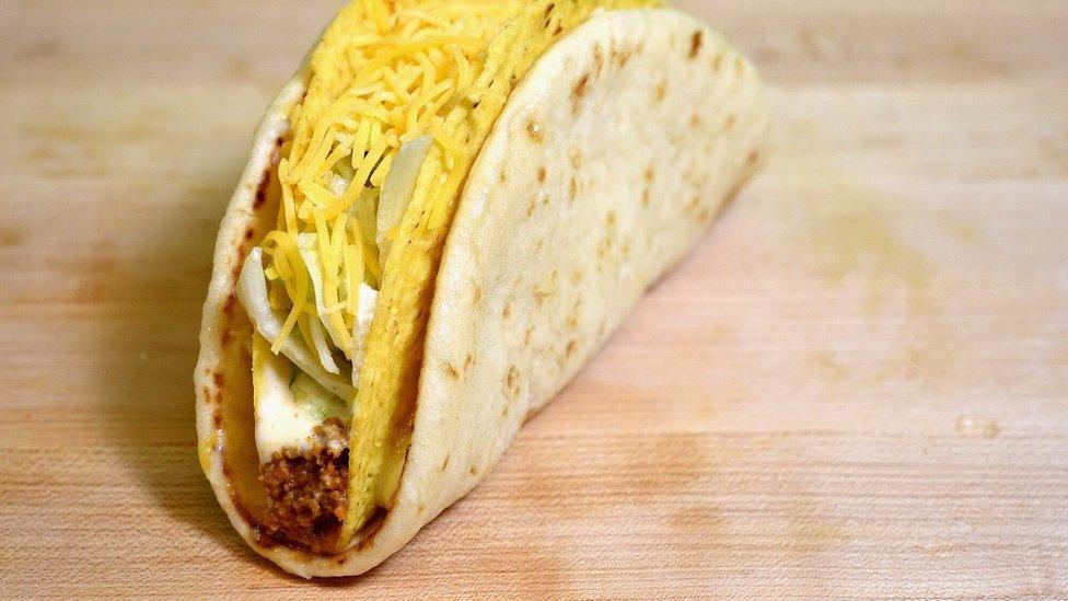 5 extraños platos del menú de Taco Bell, el restaurante mexicano favorito en EU