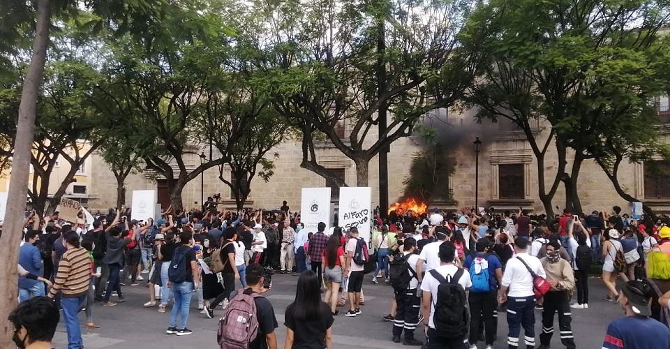 #JusticiaParaGiovanni: Agentes de Jalisco responden con gas, golpes y 26 detenciones a protesta contra abuso policial