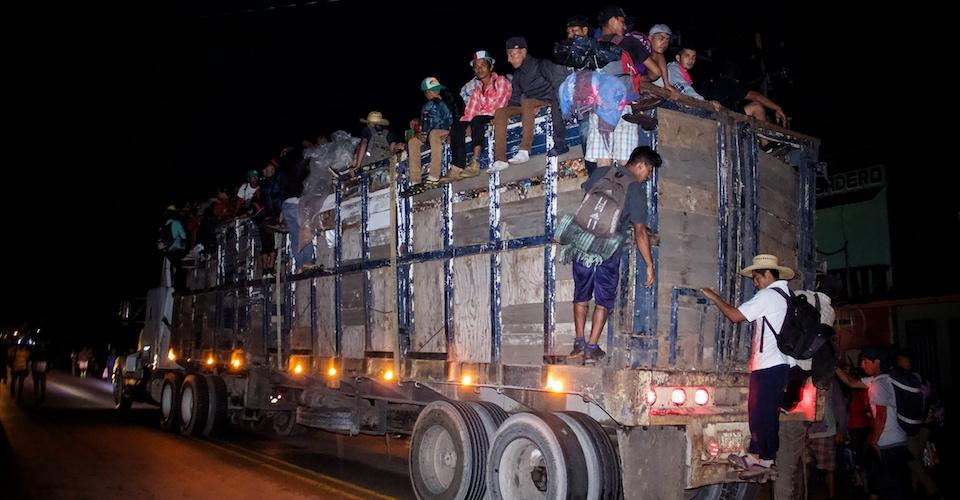 Primero ofrecieron transporte, ahora Veracruz pide a migrantes quedarse y no ir a la CDMX