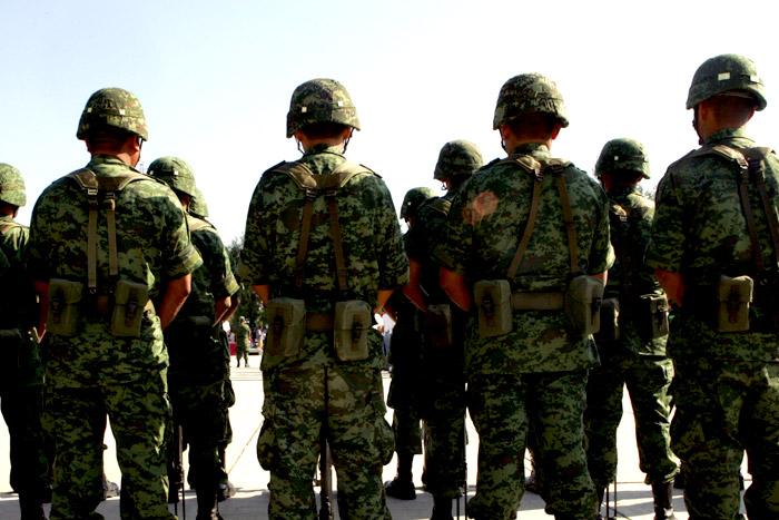 52 ex militares se incorporan a policía de Apodaca