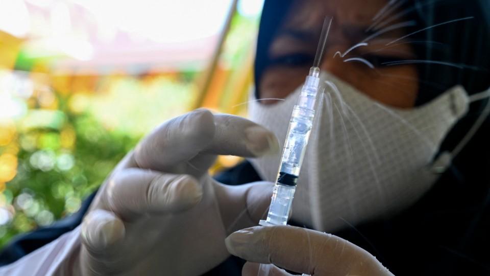 ‘Fase aguda’ de la pandemia puede terminar a mitad del año si se llega a 70% de vacunación: OMS