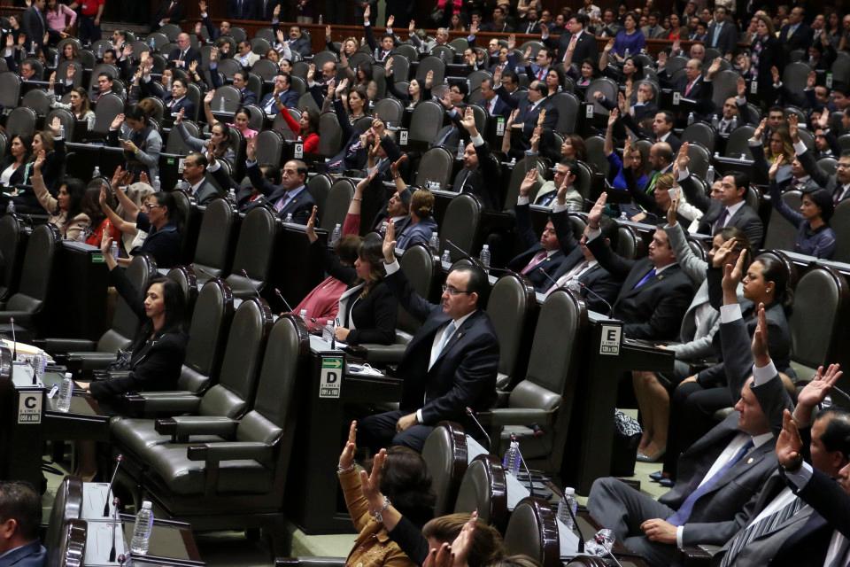Los extraterrestres enfrentan oposición en la Cámara de Diputados