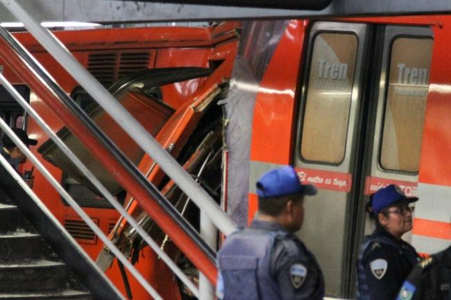 Autoridades del Metro presentarán denuncia por el choque de trenes