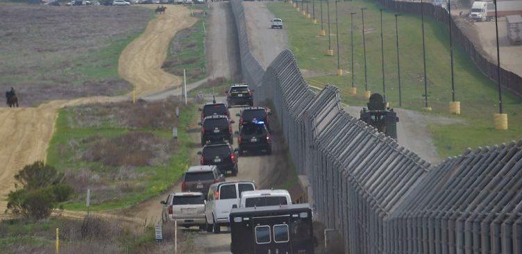 Trump amenaza con desplegar al ejército en la frontera; México le pide una explicación