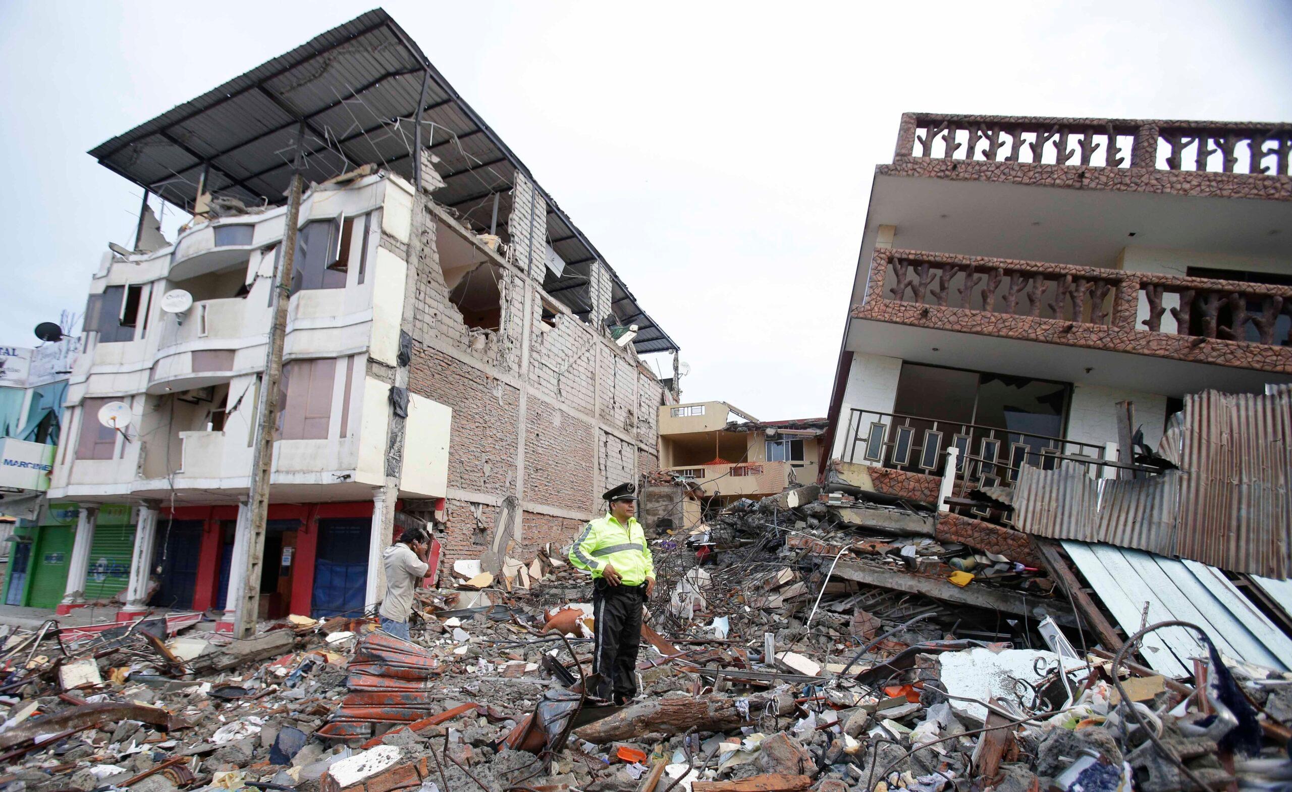 En fotos: la devastación que causó el terremoto en Ecuador
