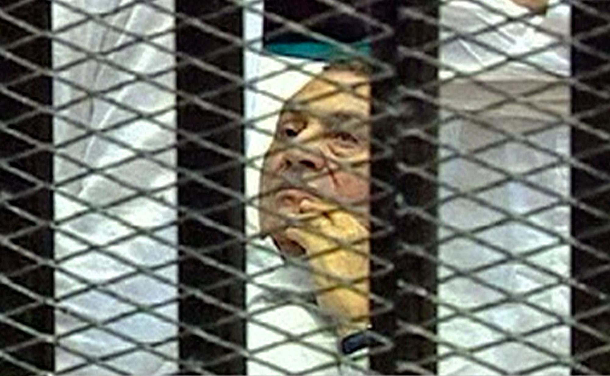 Reportan en estado crítico al ex presidente egipcio Mubarak
