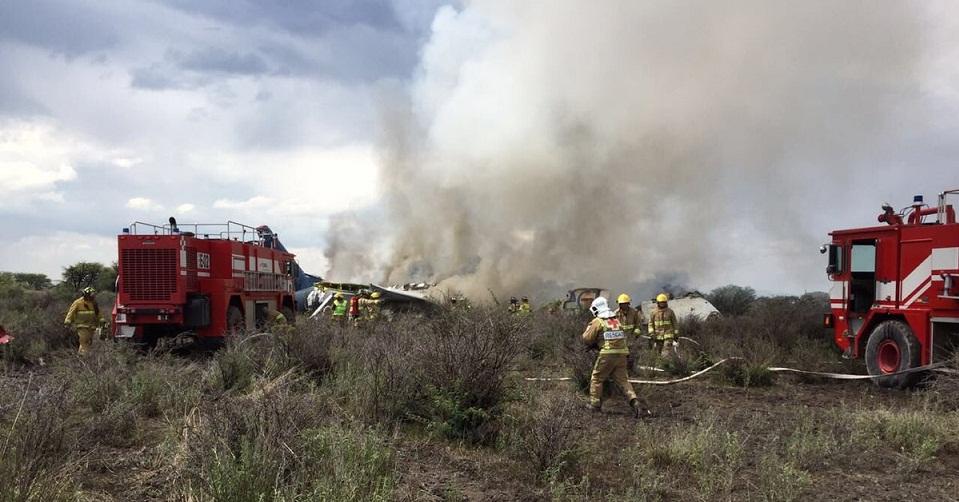 Un avión de Aeroméxico con 100 personas a bordo se accidenta en Durango; no hay fallecidos