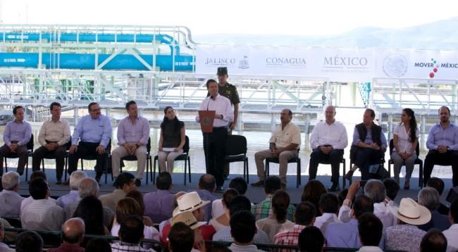 Peña Nieto inaugura la planta de aguas residuales más grande de México