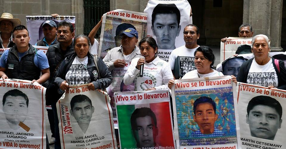 Autoridades encuentran restos vinculados al caso Ayotzinapa; Universidad de Innsbruck los analizará
