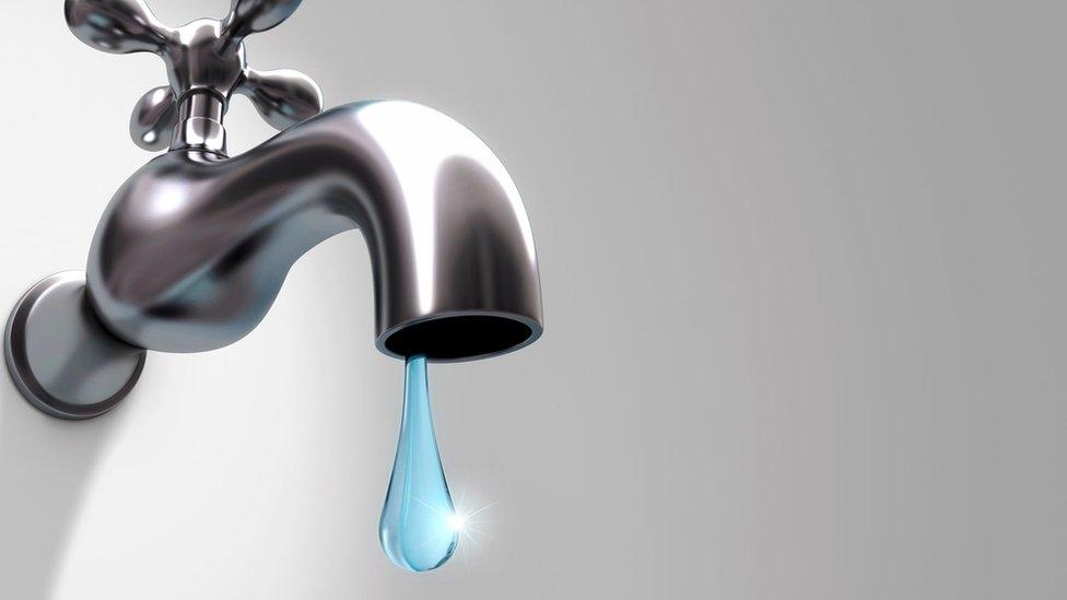 Una solución científica para el fastidioso sonido del grifo que gotea