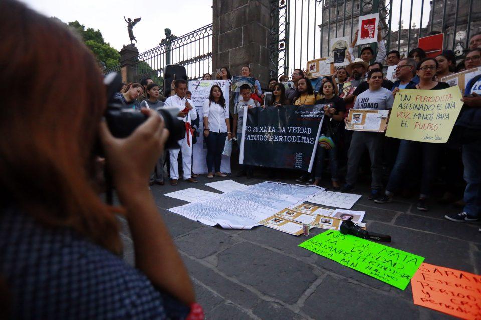 TEPJF e INE condenan agresiones contra periodistas en México