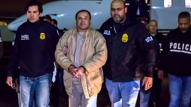El Chapo pide permiso al juez para abrazar a su esposa, Emma Coronel, antes de su juicio