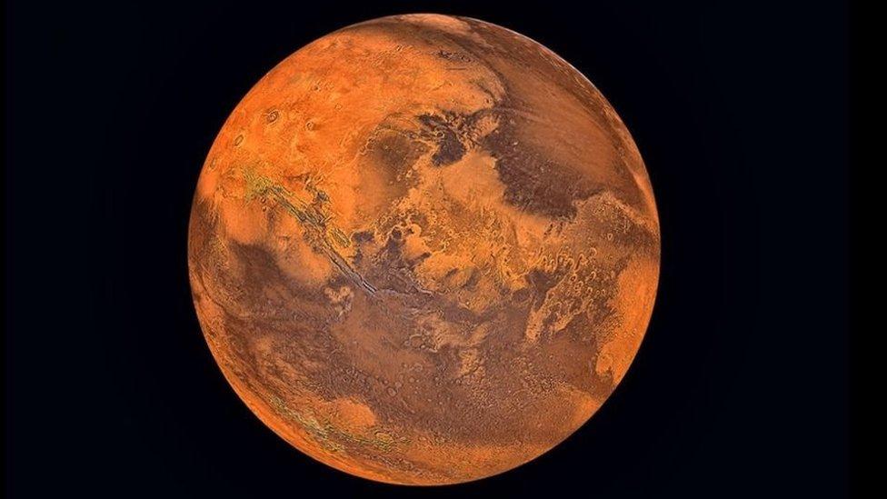 Agua en Marte y otros 4 momentos clave en la búsqueda de vida en ese planeta