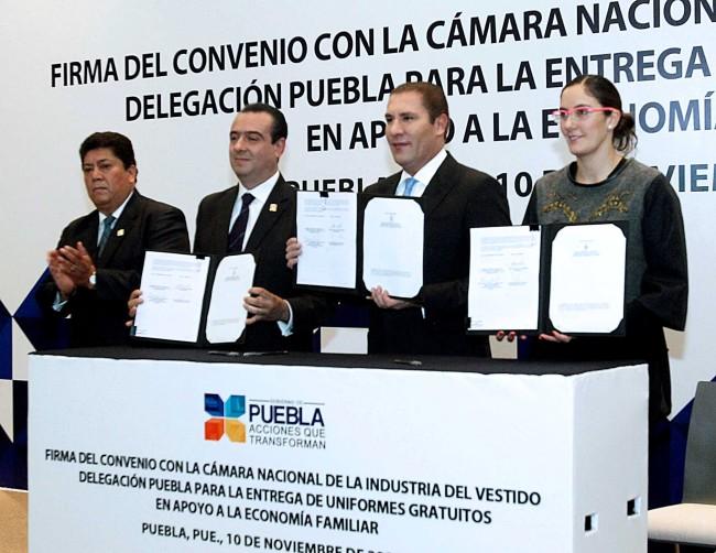 Gobierno de Puebla entregará 810 mil uniformes escolares a alumnos de primarias públicas