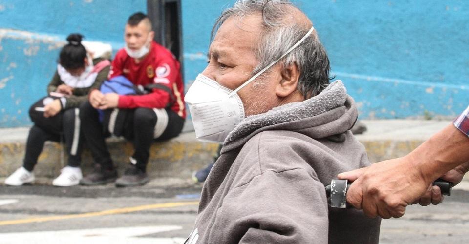 Salud registra 560 muertes por COVID-19 y México supera las 77 mil defunciones