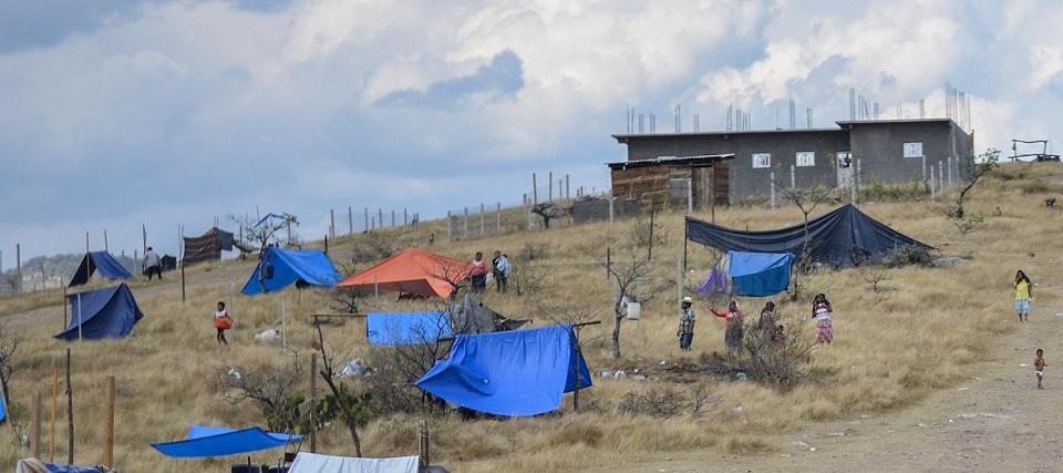 Desplazados de Guerrero se instalarán afuera de Palacio Nacional; quieren audiencia con AMLO