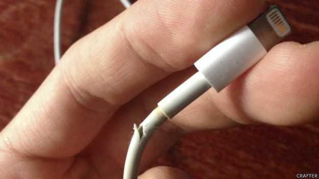 ¿Por qué se rompen los cables de Apple?