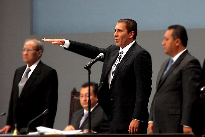 Moreno Valle gasta más en comunicación de lo que gastó Peña en su último año como gobernador