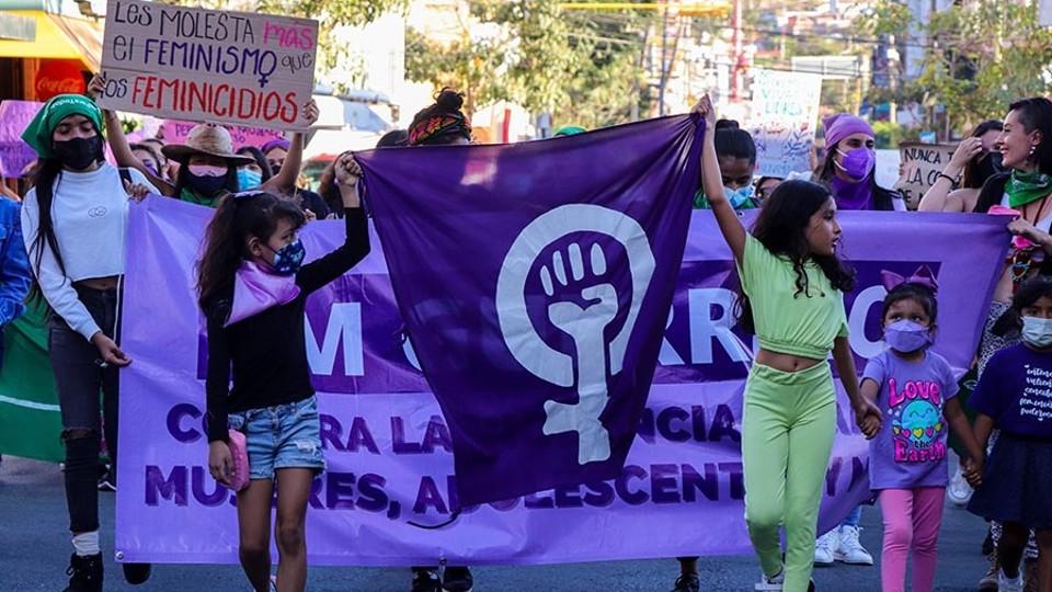 Guerrero: activistas feministas son hostigadas