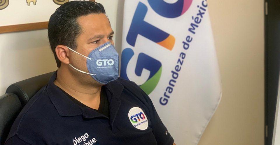 Hospitalizan al gobernador de Guanajuato, tras dar positivo a COVID