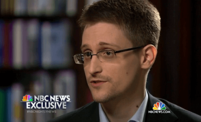 Snowden se quedará tres años más en Rusia