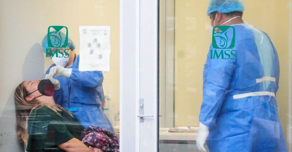 México suma más de 21 mil casos de COVID por segundo día consecutivo; aumento es del 23%