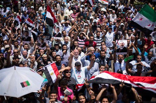 Egipto, entre nuevas protestas y un ultimátum al Presidente