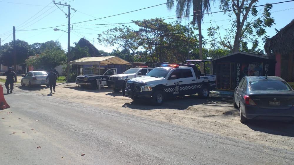 Abandonan los cuerpos de 12 personas en carretera de Las Choapas, Veracruz
