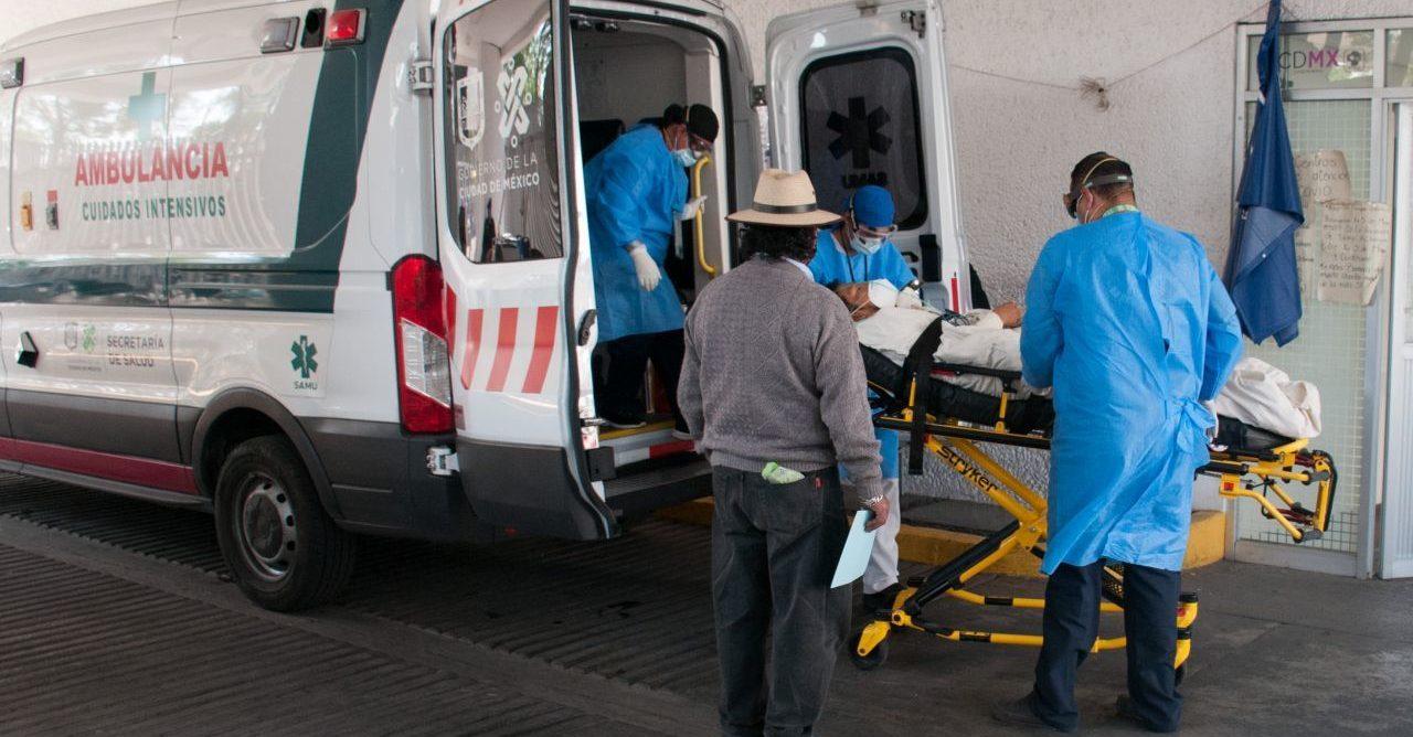 México suma 15 mil casos nuevos de COVID y alcanza los 136 mil 917 fallecimientos
