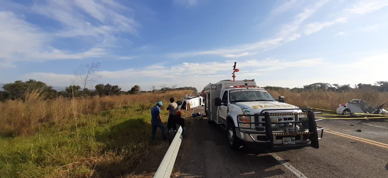 Choque en carretera deja 11 muertos y 7 lesionados en Chiapas