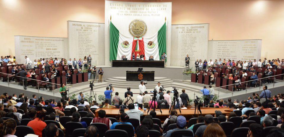 Diputados de Veracruz frenan (por ahora) la propuesta de Duarte para donar la residencia oficial