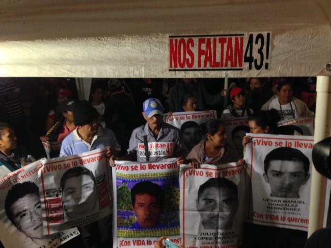 Torturas y omisiones “ponen de cabeza” la investigación sobre Ayotzinapa: The Wall Street Journal