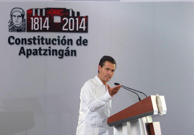 “Todo servidor público debe cumplir y hacer cumplir la ley”: Peña Nieto